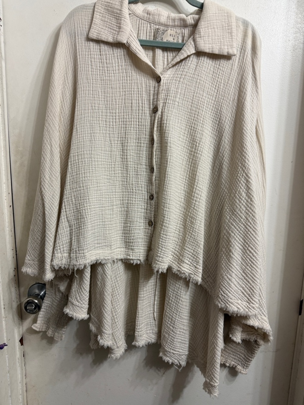 Oli & Hali Cream Button-Down Textured Layered Shirt